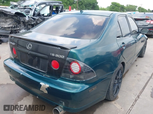 2001 Lexus IS with VIN JTHBD182710026748, listed as a IAAI auction lot 41887264 with 215,020 mi miles. Bid and sale history available at carsss.com. Image 4.