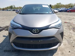 2020 Toyota C-HR LE z VIN NMTKHMBX6LR106469, wystawiony jako IAAI lot #41972012 z przebiegiem 51 316 mil mil oraz . Historia ofert i sprzedaży dostępna na DreamBid. Obrazek 6.