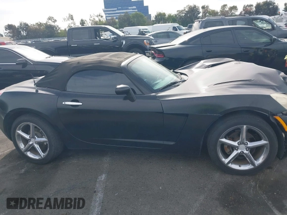 2008 Saturn Sky with VIN 1G8MC35B58Y116032, listed as a IAAI auction lot 40984700 with 1 mi miles. Bid and sale history available at carsss.com. Image 13.