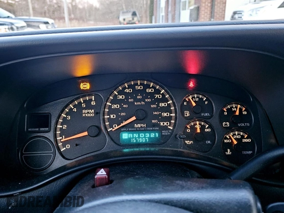 2002 Chevrolet Avalanche with VIN 3GNEK13T626206061, listed as a Copart auction lot 56700975 with 157,907 mi miles and Clean Title. Bid and sale history available at DreamBid. Image 8.