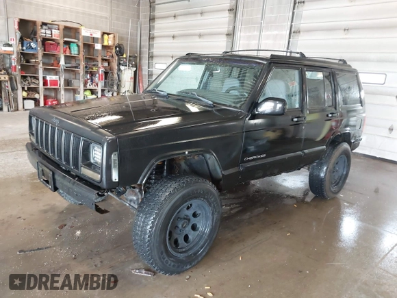 1998 Jeep Cherokee Sport with VIN 1J4FJ68SXWL281659, listed as a IAAI auction lot 42208563 with 203,992 mi miles and . Bid and sale history available at DreamBid. Image 2.