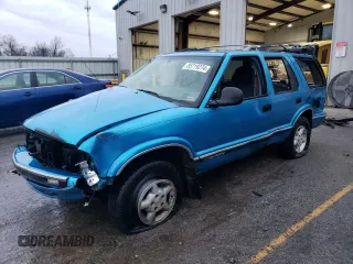 1995 Chevrolet Blazer z VIN 1GNDT13W4S2154787, wystawiony jako Copart lot #85719274 z przebiegiem 167 242 mil mil oraz Nie do naprawy • Non repairable. Historia ofert i sprzedaży dostępna na DreamBid. Obrazek 1.