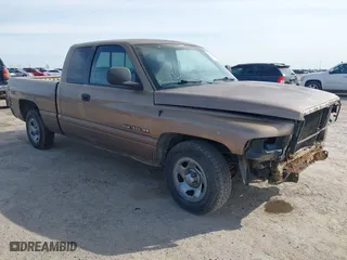 2001 Dodge Ram 1500 with VIN 1B7HC13Y51J543650, listed as a IAAI auction lot 41304978 with 217,255 mi miles. Bid and sale history available at carsss.com. Image 1.
