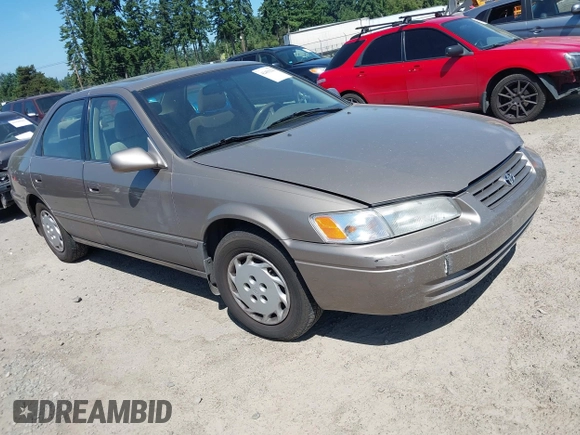 1999 Toyota Camry LE с VIN 4T1BG28K8XU483578, выставлен на аукционе IAAI как лот 42450294 с пробегом 122 664 миль миль и . История ставок и продаж доступна на DreamBid. Изображение 1.