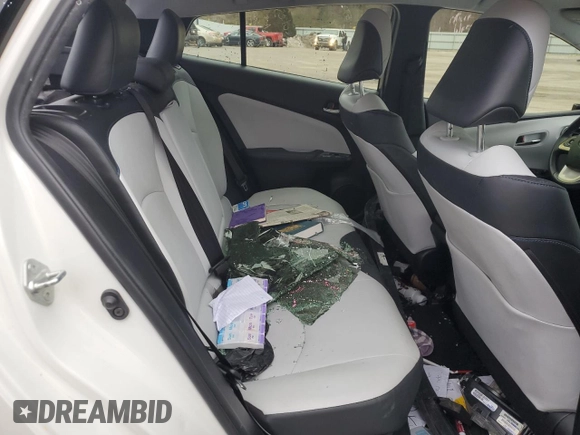 2018 Toyota Prius Two z VIN JTDKARFUXJ3553680, wystawiony jako Copart lot #88928815 z przebiegiem Nie podano mil oraz Szkoda całkowita • Salvage title. Historia ofert i sprzedaży dostępna na DreamBid. Obrazek 10.