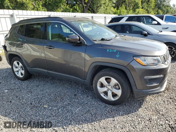 2020 Jeep Compass Latitude with VIN 3C4NJCBB4LT102217, listed as a Copart auction lot 59883755 with 56,257 mi miles and Non repairable. Bid and sale history available at DreamBid. Image 4.