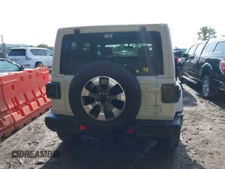 2018 Jeep Wrangler Unlimited Sahara z VIN 1C4HJXEG0JW321355, wystawiony jako IAAI lot #42343112 z przebiegiem 102 457 mil mil oraz . Historia ofert i sprzedaży dostępna na DreamBid. Obrazek 17.
