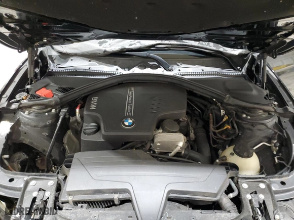 2013 BMW 3 Series 328i xDrive with VIN WBA3B3C53DF541589, listed as a Copart auction lot 52145385 with 101,785 mi miles and Salvage Title. Bid and sale history available at carsss.com. Image 11.