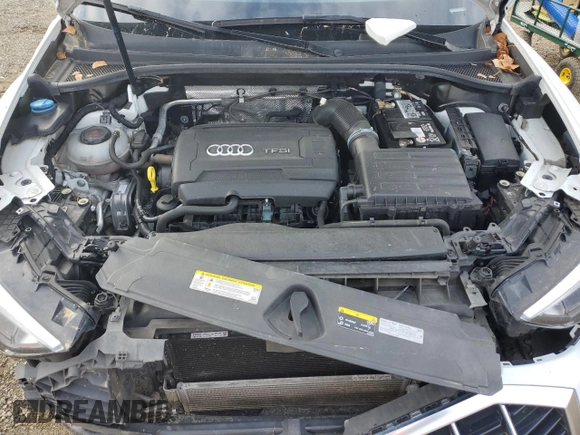 2019 Audi Q3 Premium with VIN WA1AECF30K1085132, listed as a Copart auction lot 80552304 with 121,758 mi miles and Salvage Title. Bid and sale history available at carsss.com. Image 12.