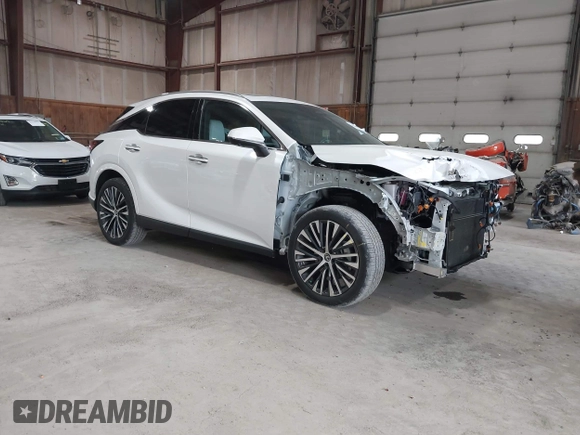 2024 Lexus RX 350h with VIN 2T2BBMCA6RC039544, listed as a IAAI auction lot 42224785 with 9,952 mi miles and . Bid and sale history available at DreamBid. Image 1.