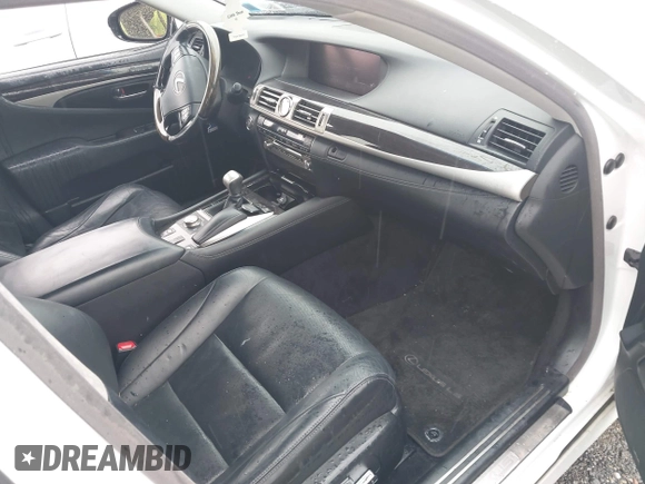 2014 Lexus LS 460 с VIN JTHCL5EF5E5020848, выставлен на аукционе IAAI как лот 42192746 с пробегом 115 766 миль миль и . История ставок и продаж доступна на DreamBid. Изображение 5.