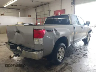 2010 Toyota Tundra 4WD Truck with VIN 5TFUM5F18AX005636, listed as a IAAI auction lot 41536831 with 77,726 mi miles. Bid and sale history available at carsss.com. Image 4.