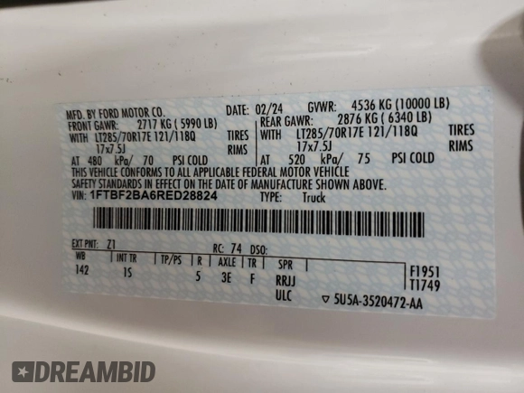 2024 Ford F-250 XL with VIN 1FTBF2BA6RED28824, listed as a Copart auction lot 43446825 with 3,777 mi miles and Salvage title. Bid and sale history available at DreamBid. Image 12.