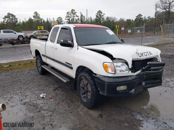 2000 Toyota Tundra SR5 with VIN 5TBBT4415YS052476, listed as a IAAI auction lot 41542124 with 273,045 mi miles. Bid and sale history available at carsss.com. Image 1.