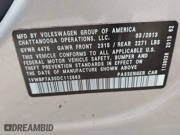 2013 Volkswagen Passat SE w/Sunroof & Nav with VIN 1VWBP7A30DC112563, listed as a IAAI auction lot 41917390 with 222,008 mi miles. Bid and sale history available at carsss.com. Image 9.