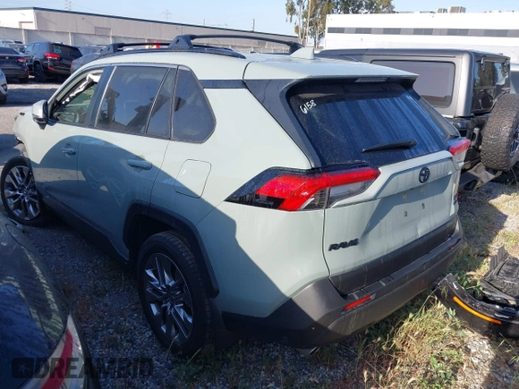 2023 Toyota RAV4 XLE Premium z VIN JTMA1RFV7PJ041609, wystawiony jako IAAI lot #41861931 z przebiegiem 18 862 mil mil oraz . Historia ofert i sprzedaży dostępna na DreamBid. Obrazek 3.