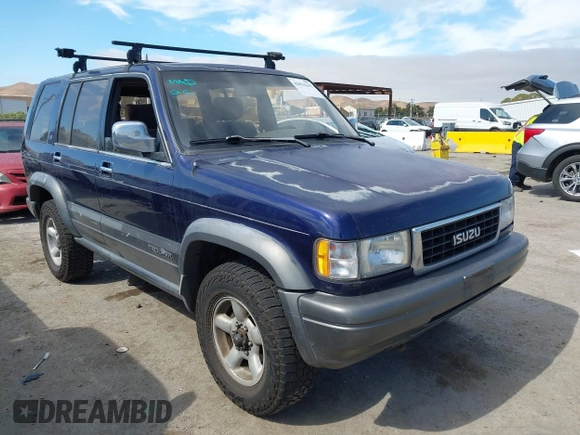 1996 Isuzu Trooper with VIN JACDJ58V9T7918352, listed as a IAAI auction lot 42834262 with 177,888 mi miles and . Bid and sale history available at DreamBid. Image 1.
