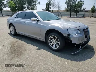 2016 Chrysler 300 C z VIN 2C3CCAEG7GH198120, wystawiony jako Copart lot #59880995 z przebiegiem 150 916 mil mil oraz Szkoda całkowita • Salvage title. Historia ofert i sprzedaży dostępna na DreamBid. Obrazek 13.
