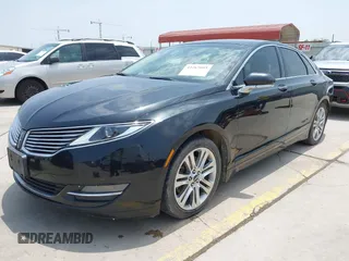 2013 Lincoln MKZ with VIN 3LN6L2G92DR827081, listed as a IAAI auction lot 42267095 with 114,564 mi miles and . Bid and sale history available at DreamBid. Image 17.