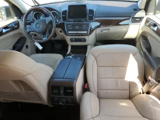 2017 Mercedes-Benz GLS 550 z VIN 4JGDF7DE9HA771623, wystawiony jako Copart lot #55745455 z przebiegiem Nie podano mil oraz Szkoda całkowita • Salvage title. Historia ofert i sprzedaży dostępna na DreamBid. Obrazek 8.