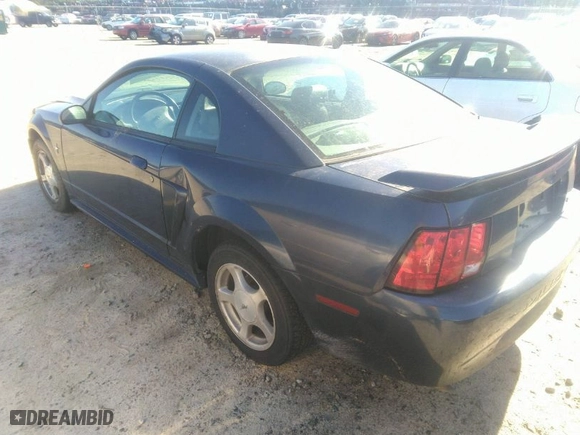 2001 Ford Mustang Standard with VIN 1FAFP40461F227004, listed as a IAAI auction lot 41159659 with 1 mi miles. Bid and sale history available at carsss.com. Image 3.