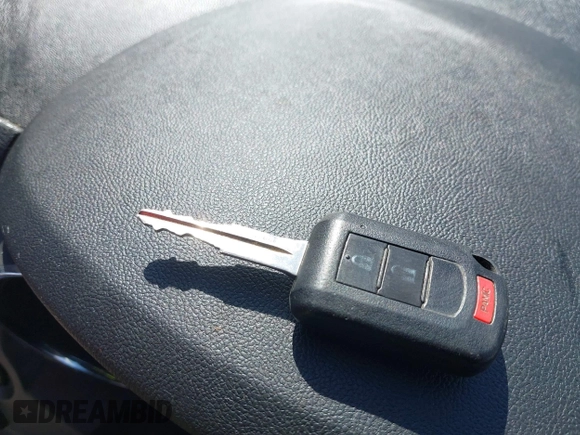 2019 Mitsubishi Outlander ES z VIN JA4AR3AU4KU023820, wystawiony jako IAAI lot #41771486 z przebiegiem 83 959 mil mil oraz . Historia ofert i sprzedaży dostępna na DreamBid. Obrazek 11.