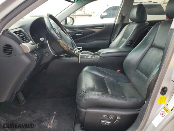 2015 Lexus LS 460 with VIN JTHBL5EF9F5133411, listed as a Copart auction lot 72054804 with 114,433 mi miles and Salvage Title. Bid and sale history available at carsss.com. Image 7.