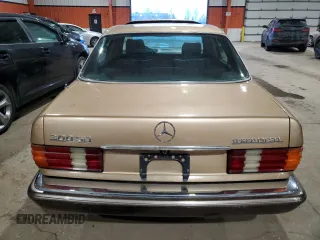 1983 Mercedes-Benz 300 SD with VIN WDBCB20AXDD045063, listed as a Copart auction lot 84673394 with 339,359 mi miles and Clean Title. Bid and sale history available at carsss.com. Image 6.