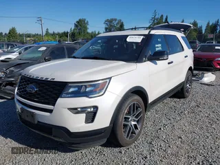 2018 Ford Explorer Sport z VIN 1FM5K8GT2JGA78587, wystawiony jako IAAI lot #42674710 z przebiegiem 66 980 mil mil oraz . Historia ofert i sprzedaży dostępna na DreamBid. Obrazek 18.