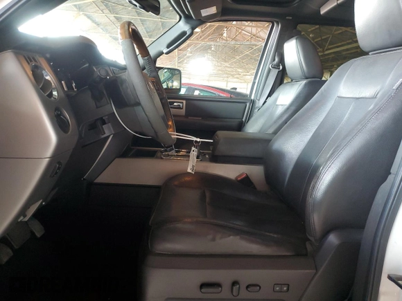2010 Ford Expedition Limited z VIN 1FMJU2A50AEB71006, wystawiony jako Copart lot #59750275 z przebiegiem 225 600 mil mil oraz Czysty tytuł • Clean title. Historia ofert i sprzedaży dostępna na DreamBid. Obrazek 7.
