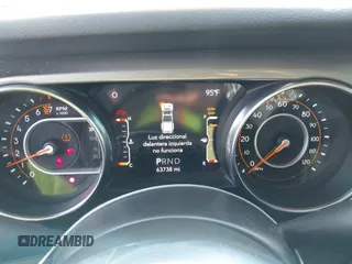 2020 Jeep Gladiator Overland z VIN 1C6HJTFGXLL180622, wystawiony jako IAAI lot #42565601 z przebiegiem 63 738 mil mil oraz . Historia ofert i sprzedaży dostępna na DreamBid. Obrazek 7.