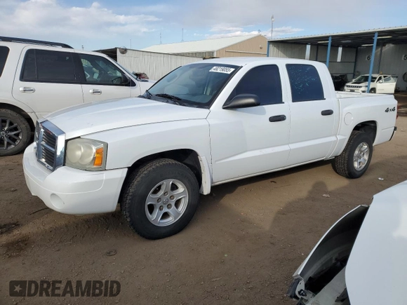 2007 Dodge Dakota SLT with VIN 1D7HW48P17S172620, listed as a Copart auction lot 48219055 with 136,230 mi miles and Salvage Title. Bid and sale history available at carsss.com. Image 1.