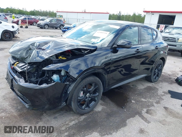 2024 Dodge Hornet R/T with VIN ZACPDFCW9R3A16217, listed as a IAAI auction lot 42589754 with 14,484 mi miles and . Bid and sale history available at DreamBid. Image 20.