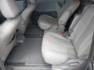 2011 Toyota Sienna LE AAS с VIN 5TDKK3DC9BS004718, выставлен на аукционе IAAI как лот 42602726 с пробегом 172 133 миль миль и . История ставок и продаж доступна на DreamBid. Изображение 8.