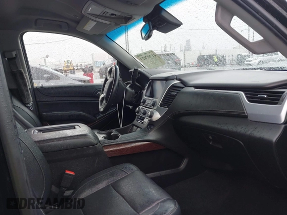 2017 GMC Yukon XL SLT with VIN 1GKS1GKC8HR393859, listed as a IAAI auction lot 41707823 with 79,072 mi miles. Bid and sale history available at carsss.com. Image 5.