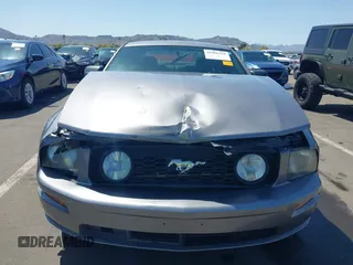 2006 Ford Mustang Standard with VIN 1ZVFT80N365232838, listed as a IAAI auction lot 41966338 with 144,454 mi miles. Bid and sale history available at carsss.com. Image 6.