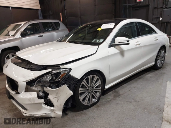 2018 Mercedes-Benz CLA 250 с VIN WDDSJ4GB0JN523159, выставлен на аукционе IAAI как лот 42055000 с пробегом 53 496 миль миль и . История ставок и продаж доступна на DreamBid. Изображение 18.