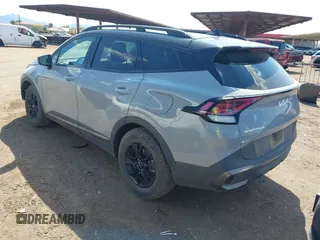 2023 Kia Sportage X-Pro Prestige z VIN 5XYK7CAF7PG091605, wystawiony jako IAAI lot #42414577 z przebiegiem 43 120 mil mil oraz . Historia ofert i sprzedaży dostępna na DreamBid. Obrazek 3.