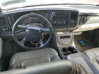 2002 Chevrolet Tahoe LT with VIN 1GNEK13Z62J247298, listed as a Copart auction lot 71092694 with 147,149 mi miles and Salvage Title. Bid and sale history available at carsss.com. Image 8.