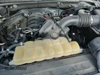 2020 Ford F-150 XL z VIN 1FTFX1E53LKE86327, wystawiony jako Copart lot #81306955 z przebiegiem 107 962 mil mil oraz Szkoda całkowita • Salvage title. Historia ofert i sprzedaży dostępna na DreamBid. Obrazek 13.