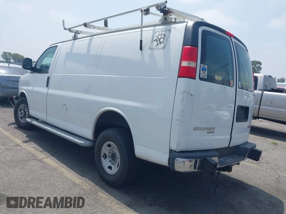 2014 GMC Savana Cargo z VIN 1GTW7FCA2E1903829, wystawiony jako IAAI lot #42432718 z przebiegiem 133 981 mil mil oraz . Historia ofert i sprzedaży dostępna na DreamBid. Obrazek 3.