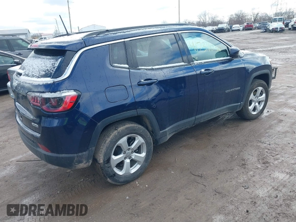 2021 Jeep Compass Altitude z VIN 3C4NJDBB0MT507515, wystawiony jako IAAI lot #41734030 z przebiegiem 47 042 mil mil oraz . Historia ofert i sprzedaży dostępna na DreamBid. Obrazek 4.