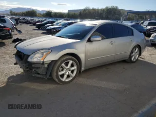 2004 Nissan Maxima SE with VIN 1N4BA41E44C844009, listed as a Copart auction lot 77887584 with 252,152 mi miles and Salvage Title. Bid and sale history available at carsss.com. Image 1.