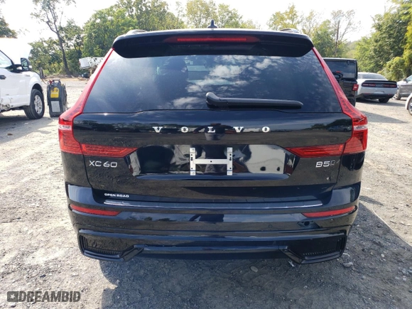 2024 Volvo XC60 Core Dark Theme with VIN YV4L12RK2R1837105, listed as a Copart auction lot 74920134 with 11,437 mi miles and Salvage Title. Bid and sale history available at carsss.com. Image 6.