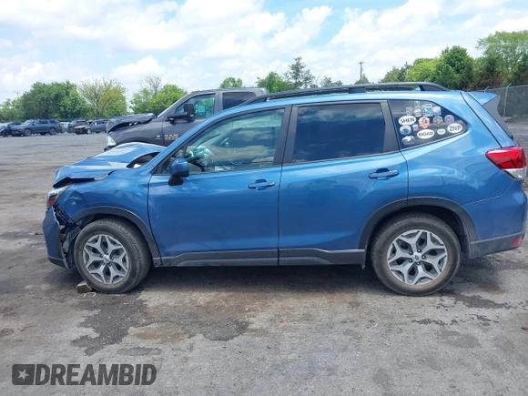 2021 Subaru Forester Premium with VIN JF2SKAFC8MH476063, listed as a IAAI auction lot 42622238 with 89,968 mi miles and . Bid and sale history available at DreamBid. Image 14.