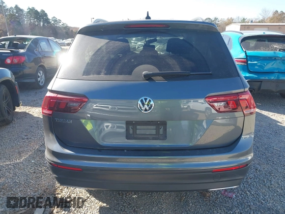 2020 Volkswagen Tiguan S with VIN 3VV1B7AX3LM182198, listed as a IAAI auction lot 41027182 with 44,884 mi miles and . Bid and sale history available at DreamBid. Image 17.