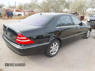 2001 Mercedes-Benz S-Class with VIN WDBNG75J71A135899, listed as a IAAI auction lot 41534215 with 51,646 mi miles. Bid and sale history available at carsss.com. Image 4.