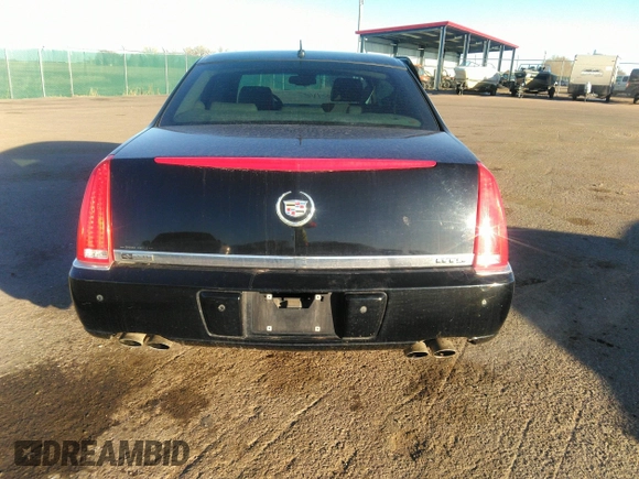2006 Cadillac DTS w/1SC with VIN 1G6KD57Y06U177772, listed as a IAAI auction lot 41814013 with 190,076 mi miles. Bid and sale history available at carsss.com. Image 16.