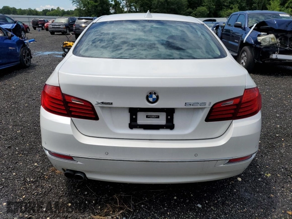 2015 BMW 5 Series 528i xDrive with VIN WBA5A7C51FD622947, listed as a Copart auction lot 63047135 with 189,938 mi miles and Salvage title. Bid and sale history available at DreamBid. Image 6.