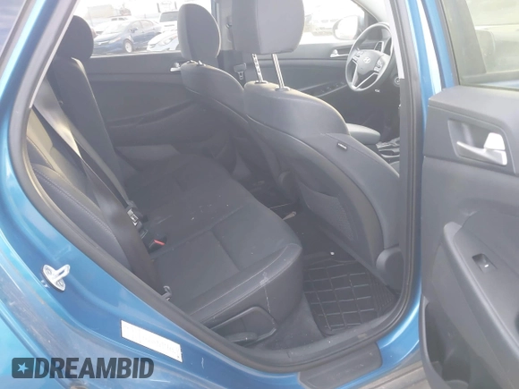 2020 Hyundai Tucson SE z VIN KM8J2CA4XLU223415, wystawiony jako IAAI lot #41287925 z przebiegiem 87 635 mil mil oraz . Historia ofert i sprzedaży dostępna na DreamBid. Obrazek 8.